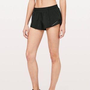 Lululemon Women's Hotty Hot Short II 2.5", Black